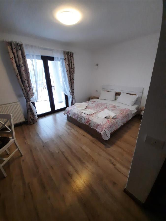 Aristocat Hotels Rasnov Dış mekan fotoğraf