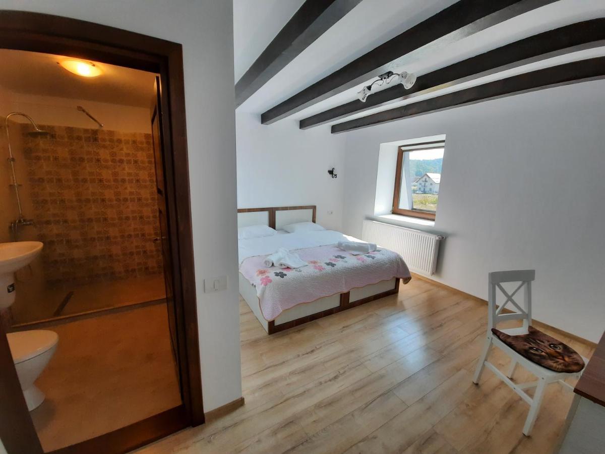 Aristocat Hotels Rasnov Oda fotoğraf