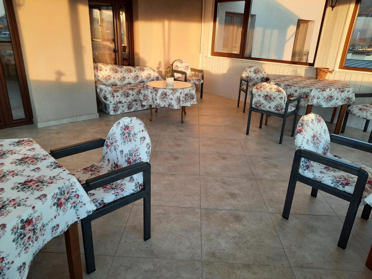 Aristocat Hotels Rasnov Dış mekan fotoğraf