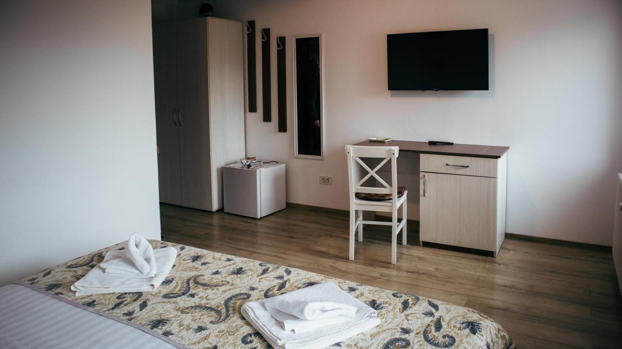 Aristocat Hotels Rasnov Dış mekan fotoğraf